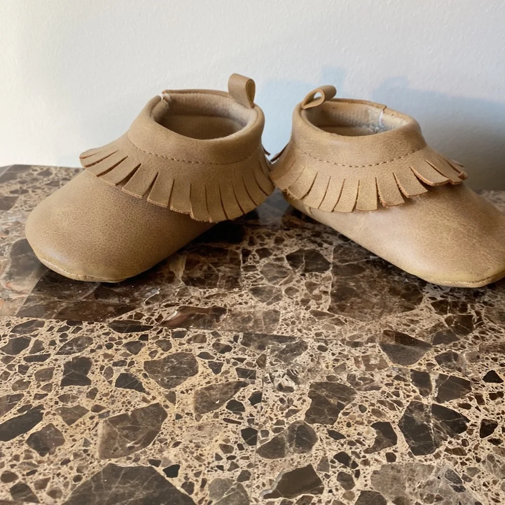 0-3M camel colored fringe trim soft sole shoes
